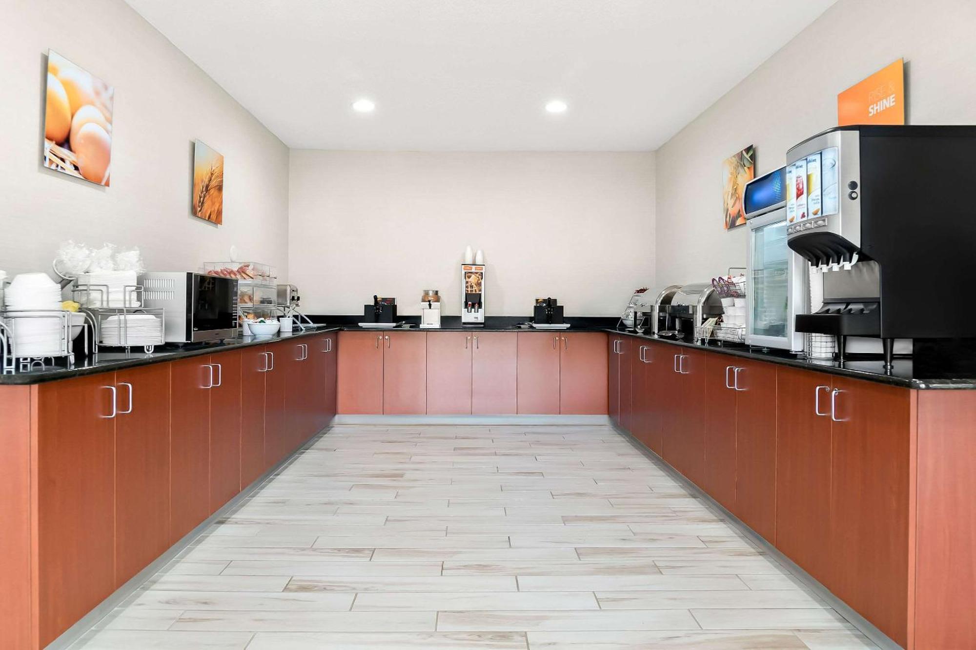 Comfort Suites Southfield-Detroit Ngoại thất bức ảnh