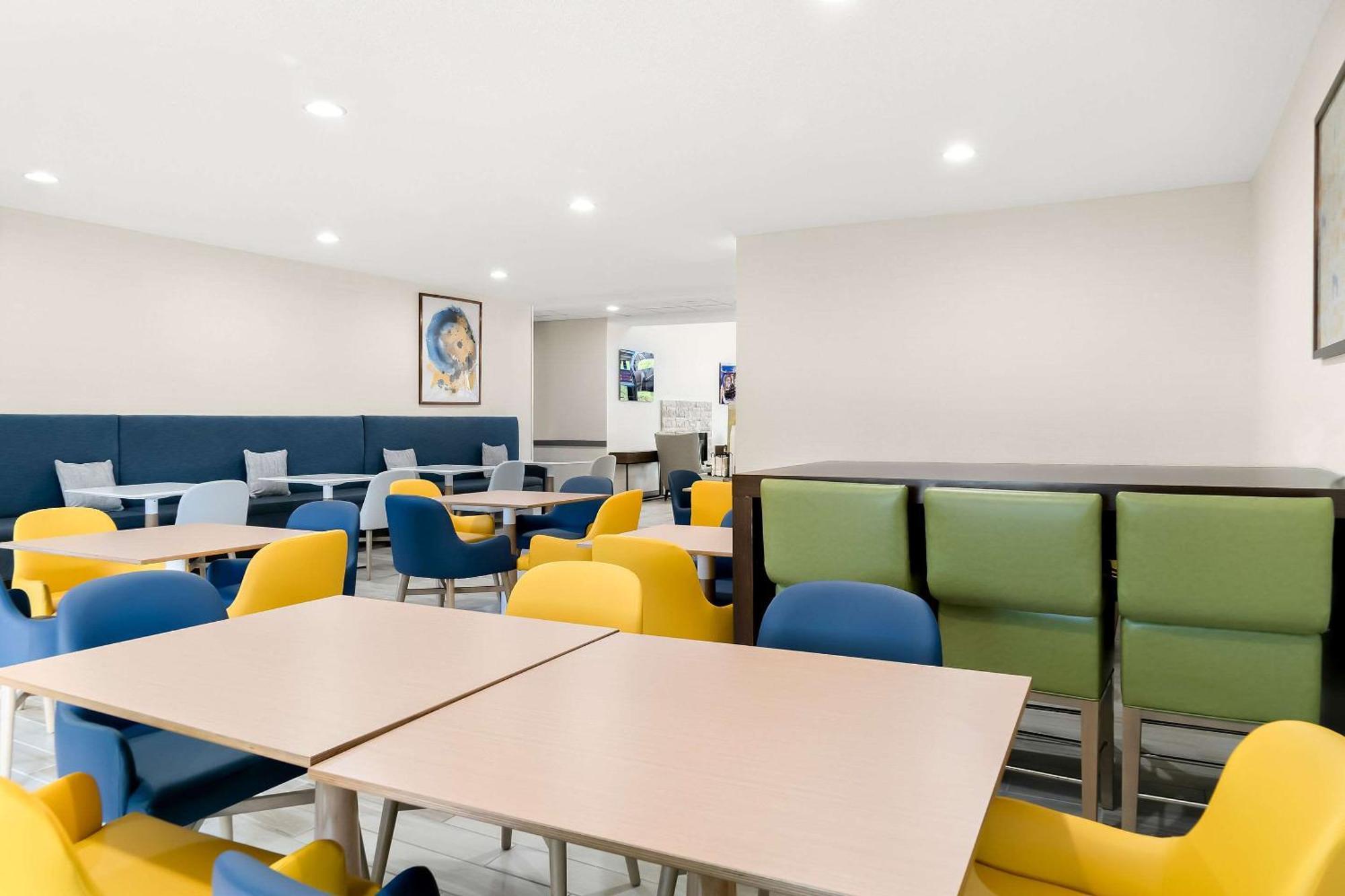 Comfort Suites Southfield-Detroit Ngoại thất bức ảnh