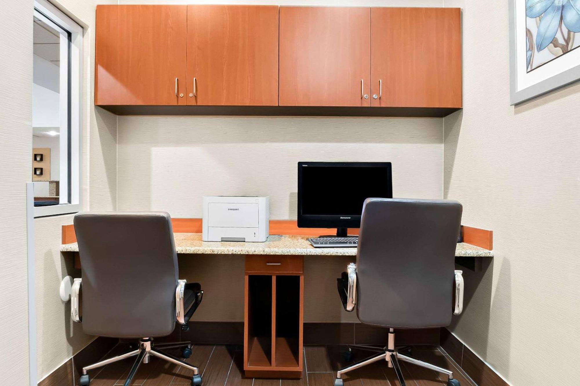 Comfort Suites Southfield-Detroit Ngoại thất bức ảnh