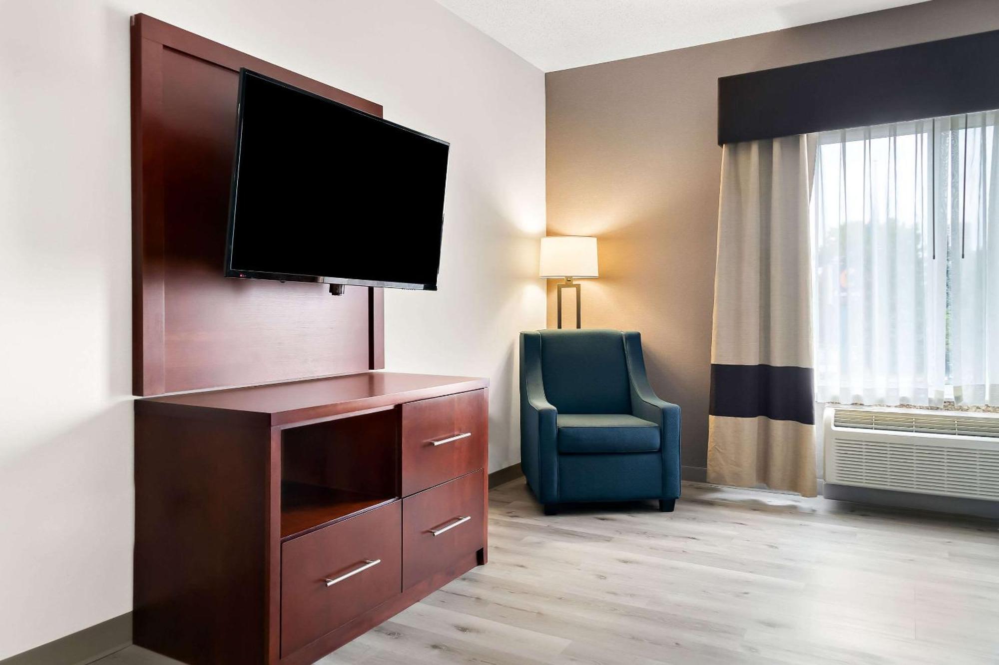 Comfort Suites Southfield-Detroit Ngoại thất bức ảnh